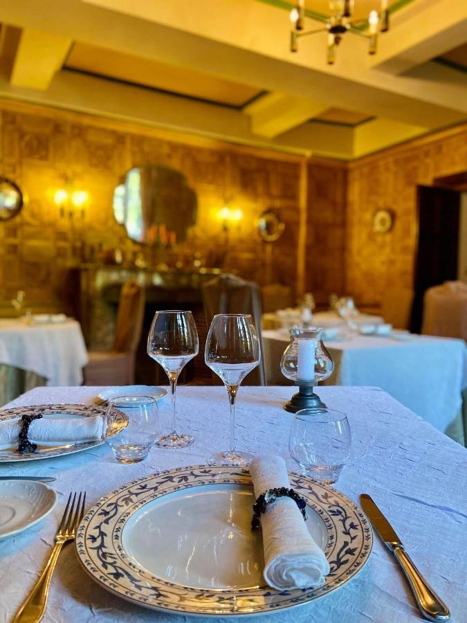 Chateau De Floure - Spa Et Piscine Exterieure Chauffee カルカソンヌ エクステリア 写真